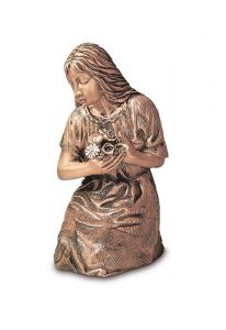 Gedenkstatue Blumenmädchen – aus Bronze gefertigt