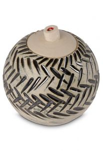 Handgefertigte Kleinurne aus keramik mit schwarze Streifen