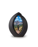 Keramische Kleinurne „Forever Framed“ mattschwarz, personalisierbar mit Bild